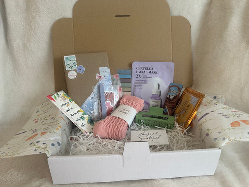 Blind date with a book box